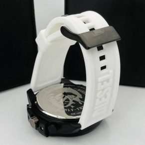 Relógio 1ª Linha Diamante 10 BAR